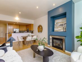 17 W Mercer Street 301, Seattle WA 98119