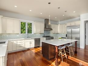 6783 NE Bergman Road, Bainbridge Island WA 98110