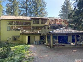 3815 131st Avenue NE, Bellevue WA 98005