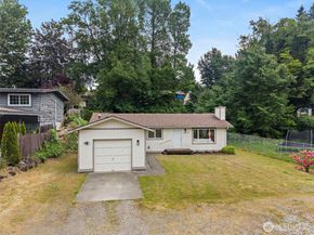 11726 8th Avenue S, Burien WA 98168