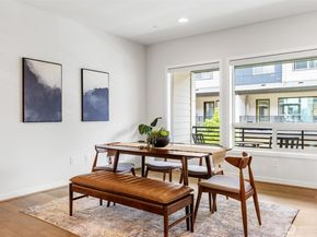 966 6th Avenue NE, Issaquah WA 98029