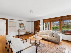 1471 NW 77th Street, Seattle WA 98117
