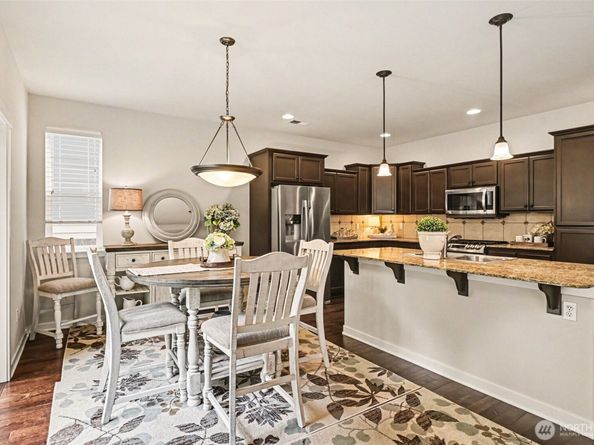 1023 117th Drive SE, Lake Stevens WA 98258
