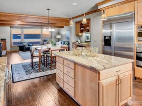 514 205th Avenue NE, Sammamish WA 98074