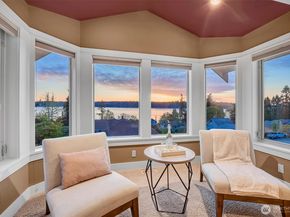 514 205th Avenue NE, Sammamish WA 98074