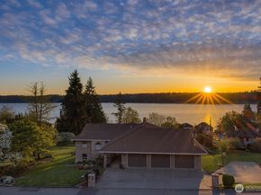514 205th Avenue NE, Sammamish WA 98074