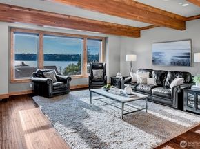 514 205th Avenue NE, Sammamish WA 98074