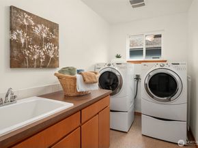 911 NW 59th Street, Seattle WA 98107