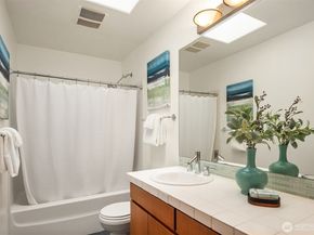 911 NW 59th Street, Seattle WA 98107