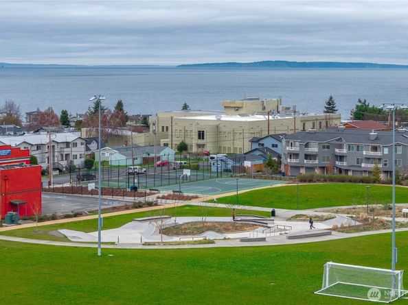 645 Bell Street 102, Edmonds WA 98020