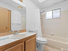 5036 NE 21st Street, Renton WA 98059