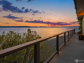 10835 Arroyo Beach Place SW, Seattle WA 98146