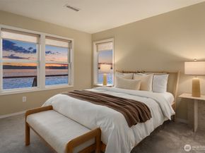 10835 Arroyo Beach Place SW, Seattle WA 98146
