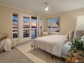 10835 Arroyo Beach Place SW, Seattle WA 98146