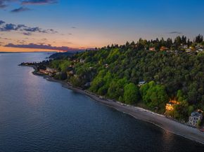 10835 Arroyo Beach Place SW, Seattle WA 98146