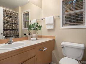 10835 Arroyo Beach Place SW, Seattle WA 98146