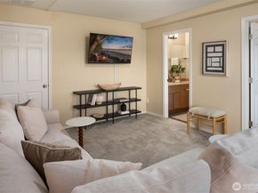 10835 Arroyo Beach Place SW, Seattle WA 98146