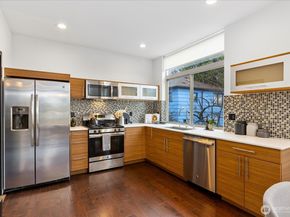 206 22nd Avenue A, Seattle WA 98122