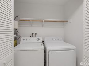 1555 Union Avenue NE 33, Renton WA 98059