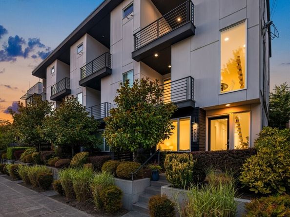 1756 NW 61st Street A, Seattle WA 98107
