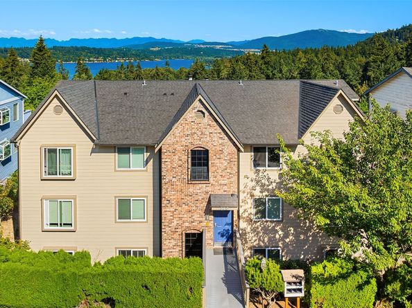 3410 161st Court SE 32, Bellevue WA 98008