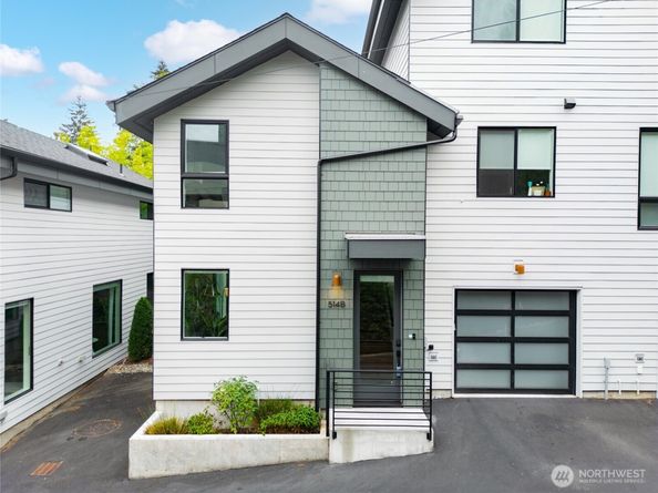 514 NE 102nd Street B, Seattle WA 98125