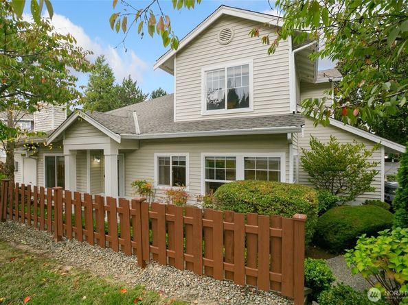 22109 43rd Avenue S, Kent WA 98032