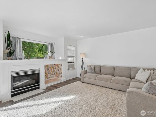 1131 115th Street SW F1, Everett WA 98208