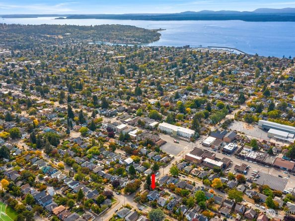 7705 23rd Avenue NW, Seattle WA 98117