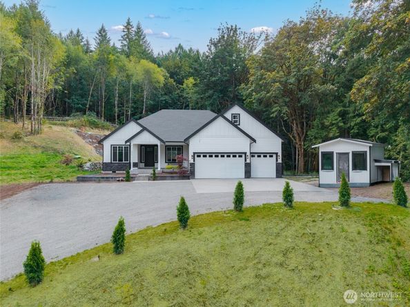5070 SE Mullenix Road, Port Orchard WA 98367