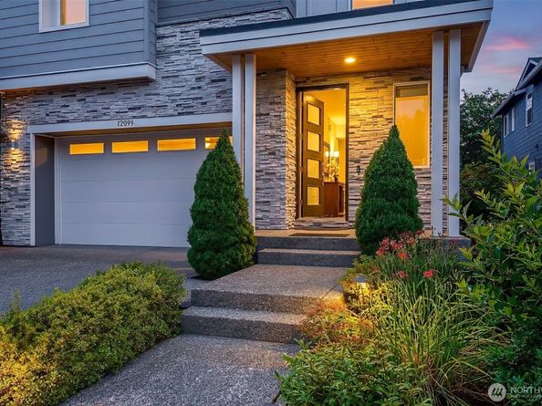 12099 164th Court NE, Redmond WA 98052