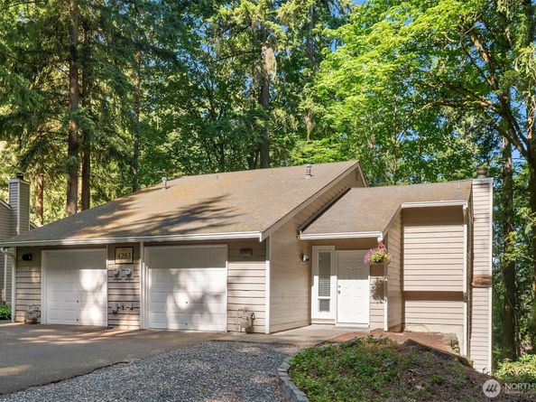 4283 152nd Court SE 2B, Bellevue WA 98006