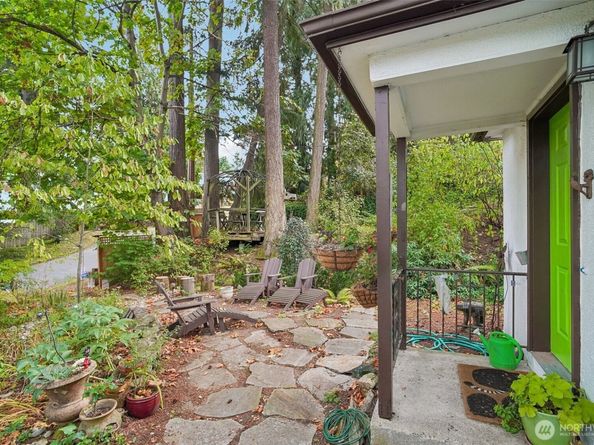 10747 56th Avenue S, Seattle WA 98178