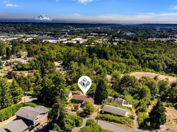 7841 S 135th Street, Seattle WA 98178
