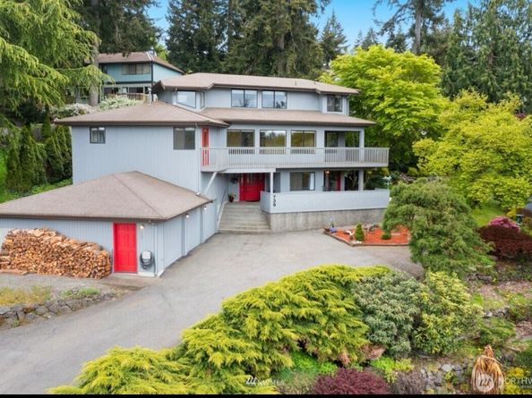 739 NE Woods Court, Bremerton WA 98311