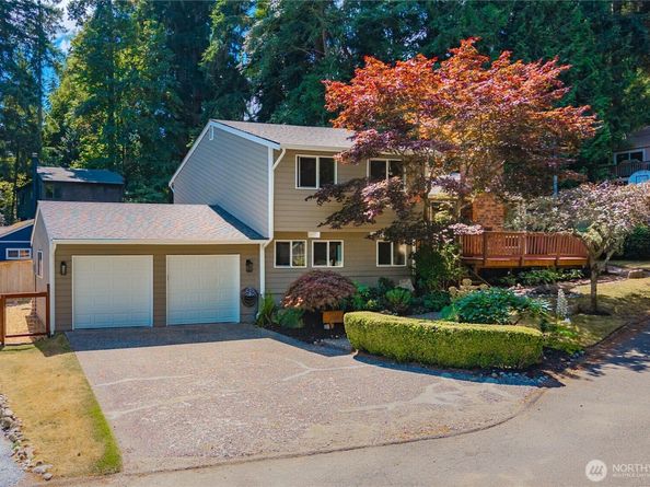 2421 NE 180th Street, Shoreline WA 98155