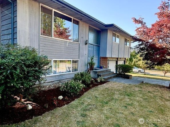 11002 24th Drive SE, Everett WA 98208