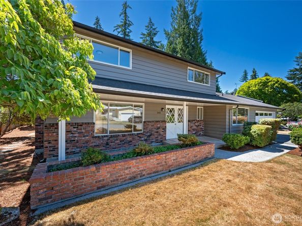 305 NW 198th Street, Shoreline WA 98177