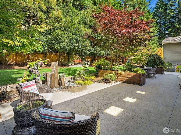 12750 NE 35th Place, Bellevue WA 98005