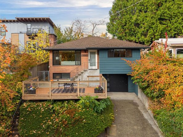 5031 39th Avenue NE, Seattle WA 98105