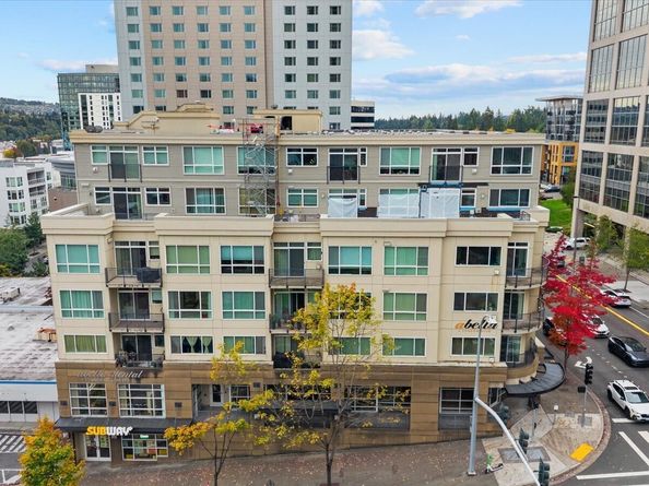 300 110th Avenue NE 207, Bellevue WA 98004