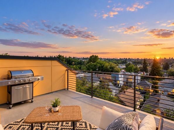 1546 Sturgus Avenue S, Seattle WA 98144