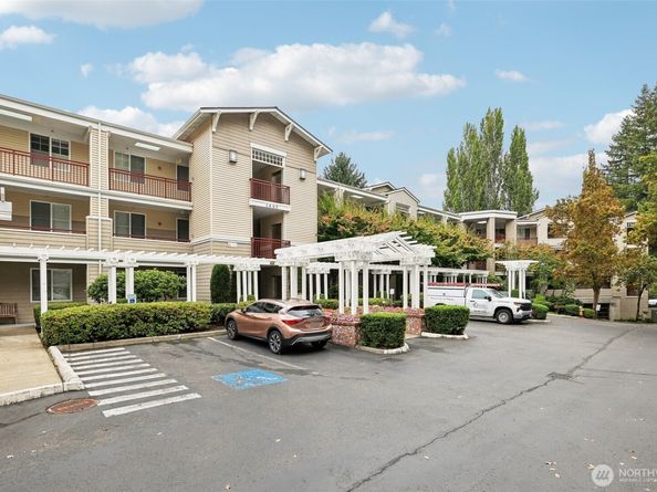 1805 134th Avenue SE 19, Bellevue WA 98005