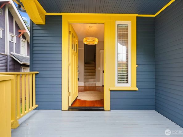 1824 8th Avenue W, Seattle WA 98119