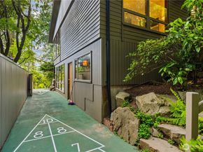 11032 39th Avenue NE, Seattle WA 98125