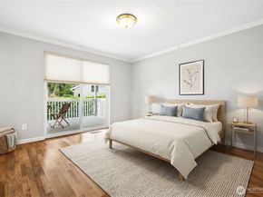 304 128th Avenue SE, Bellevue WA 98005