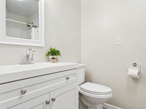 304 128th Avenue SE, Bellevue WA 98005