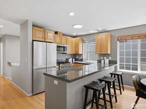 2511 Minor Avenue E, Seattle WA 98102