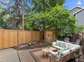 2511 Minor Avenue E, Seattle WA 98102
