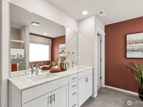 5514 S 328th Street 3, Auburn WA 98001